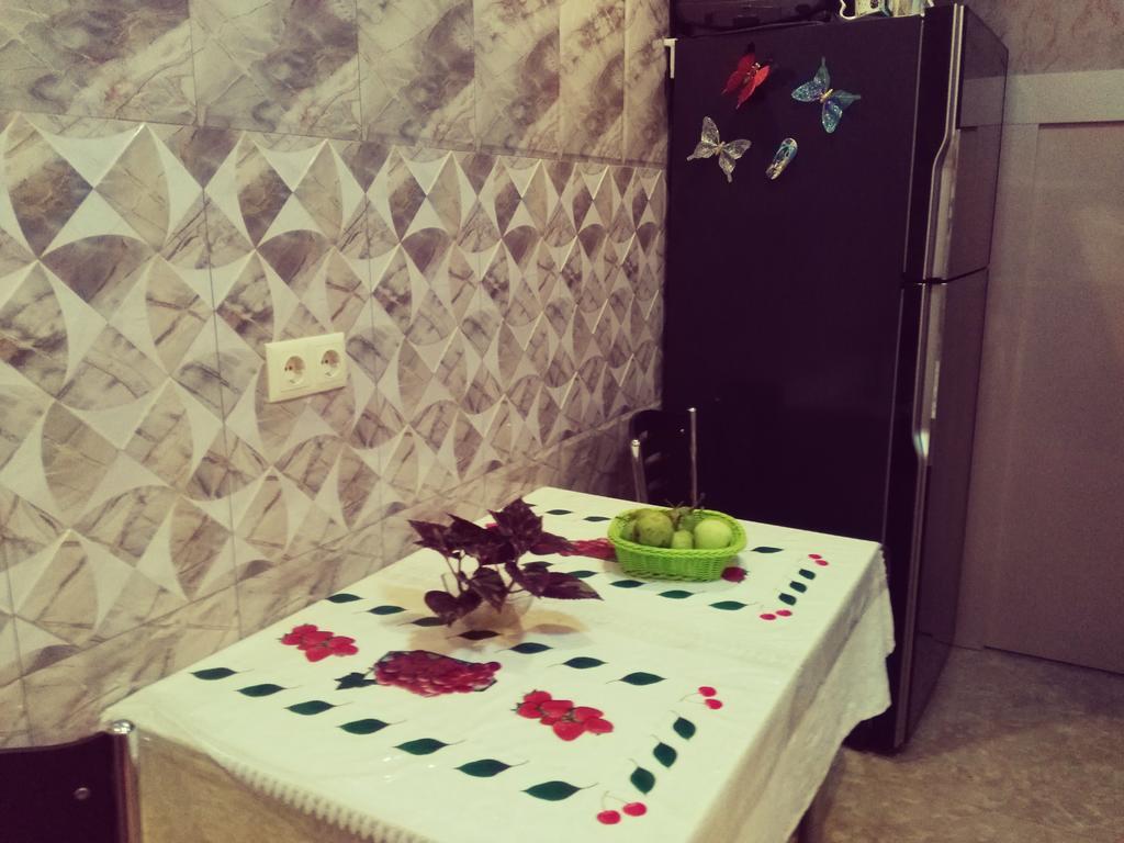 Tamar'S Apartment On Inasaridze 7A 巴统 外观 照片