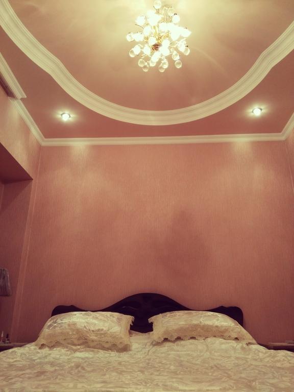 Tamar'S Apartment On Inasaridze 7A 巴统 外观 照片